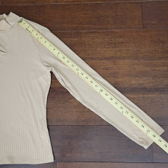 INC International Concepts Tan Ribbed Mock Neck Long Sleeve Cutout Top Size L - Picture 7 of 8